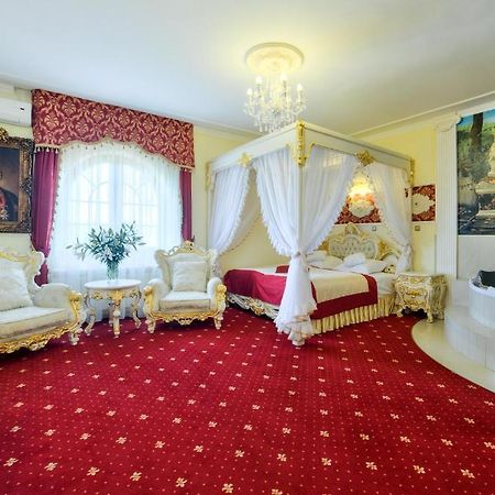 Hotel Krolewski Janów Lubelski Habitación foto