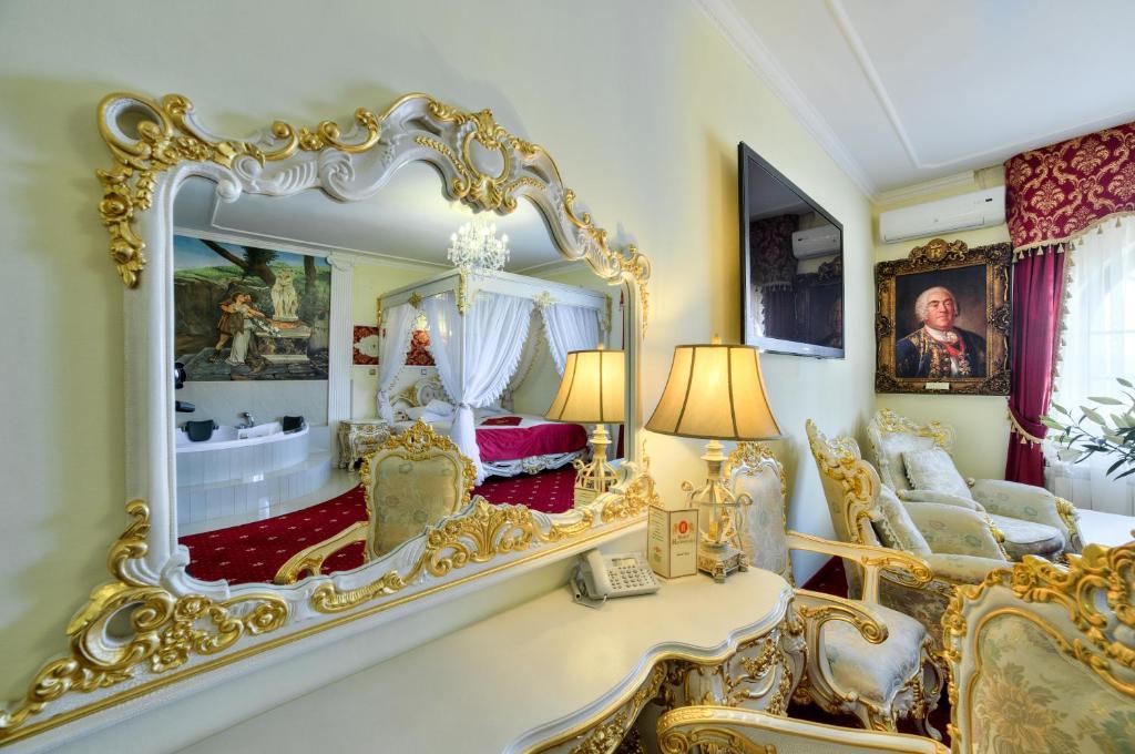 Hotel Krolewski Janów Lubelski Habitación foto